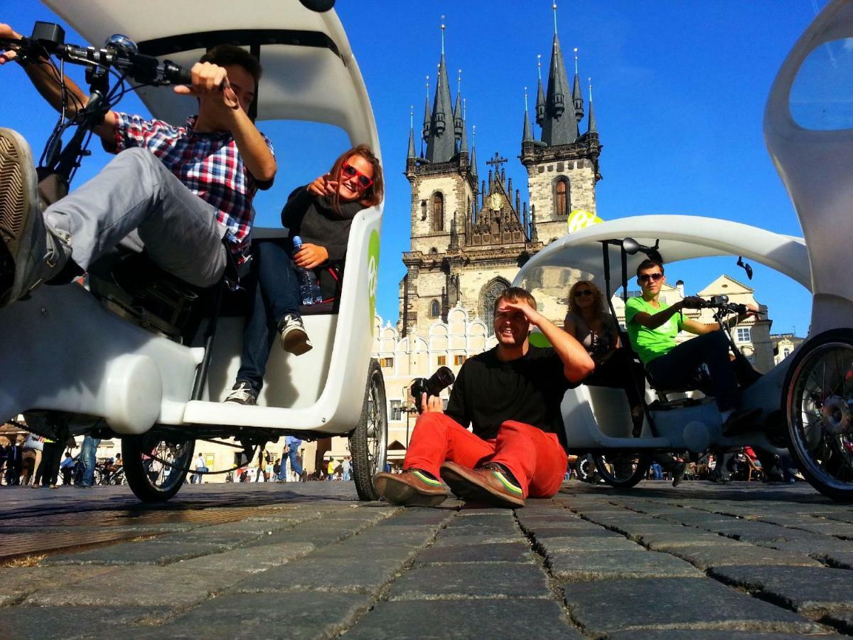 Spot Praga